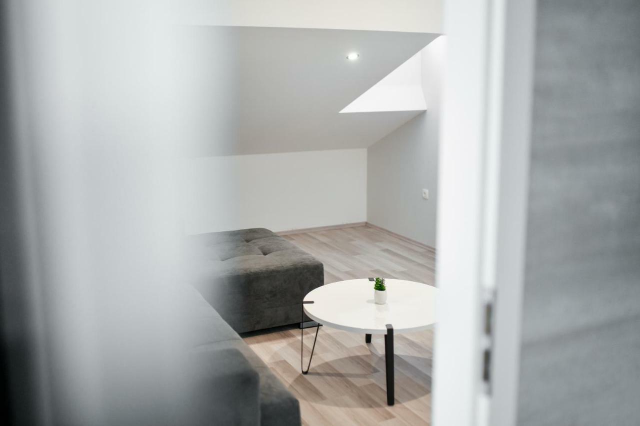 זאדאר Grey Apartment Old Town מראה חיצוני תמונה