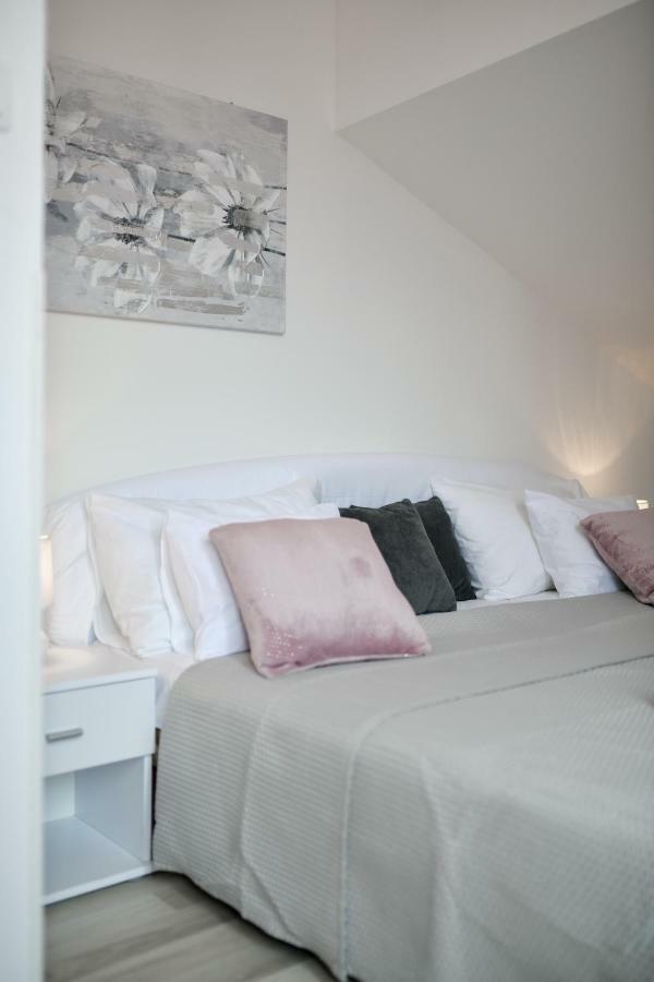 זאדאר Grey Apartment Old Town מראה חיצוני תמונה